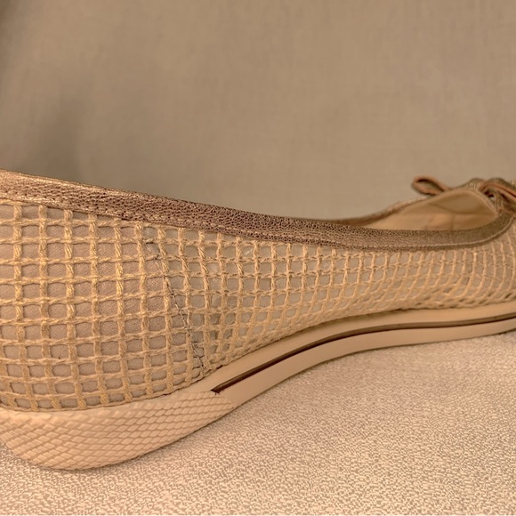 Stuart Weitzman gold & cream leather sneakers Mojave loafers obsessorize sole - Picture 3 of 15